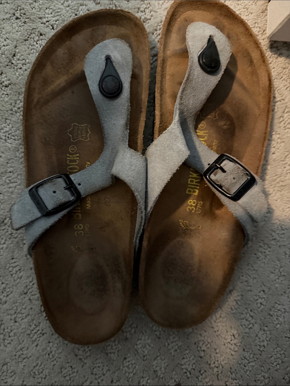 Birkenstock Gizeh Suede Thong Sandals in Light Gray